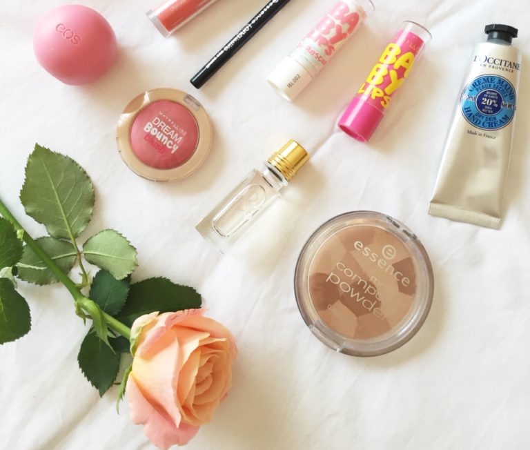 What’s In My Makeup Bag?