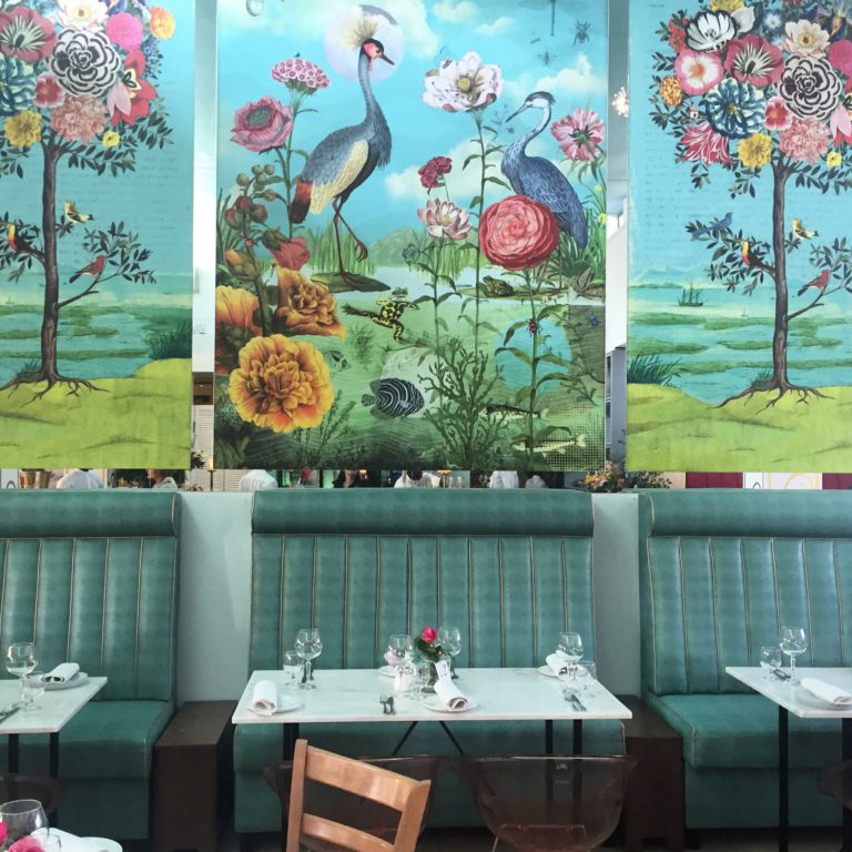 Ladies Who Lunch at Glenda’s Restaurant