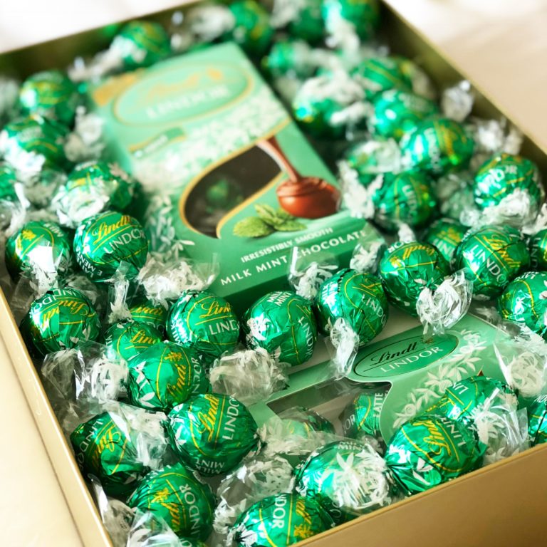 A MOMENT OF BLISS WITH LINDT’S NEW LINDOR MILK MINT