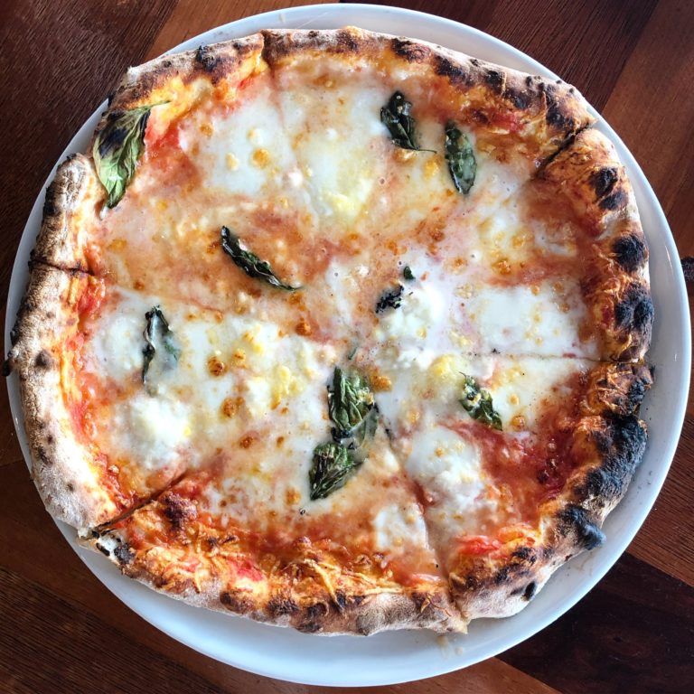 Neapolitan pizza – what is it? where can I get it?